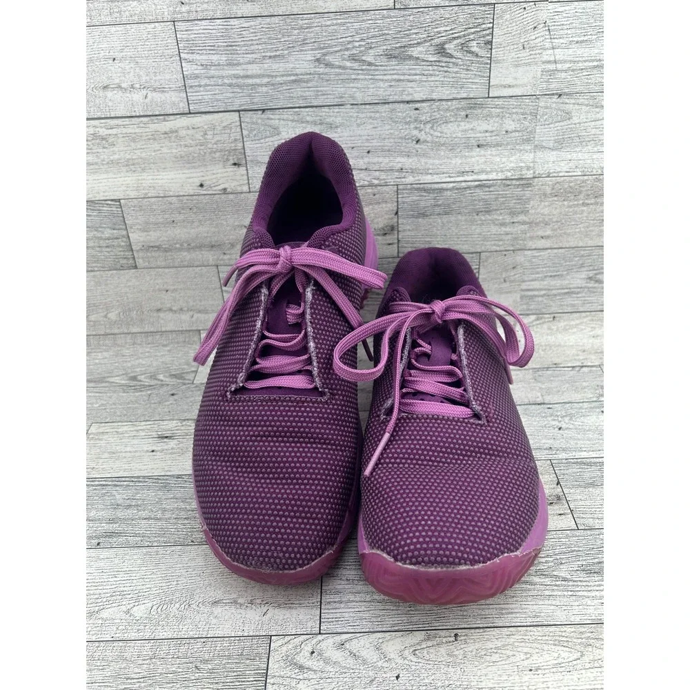 NOBULL women trainer